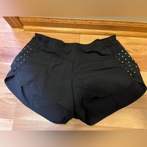 Lululemon speed up shorts size 6